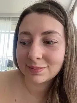 curvyflawless on StripChat