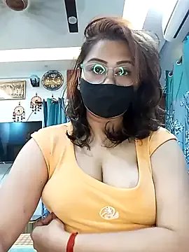Cute-mona on StripChat