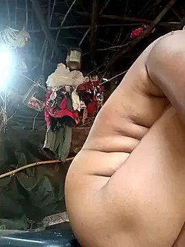 cute_diya_12 on StripChat