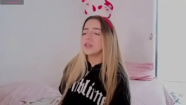 cute_emmma on StripChat