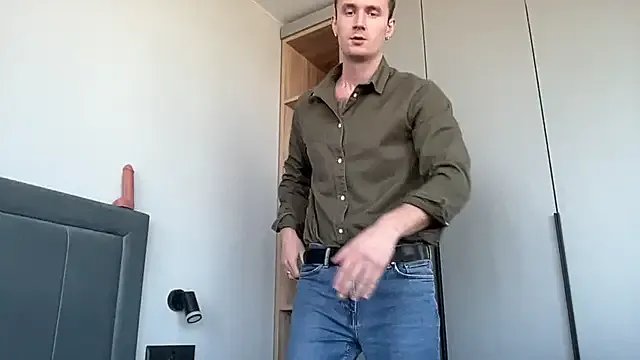 cute_mark on StripChat