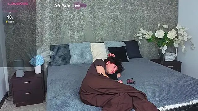 Cute_Mike on StripChat