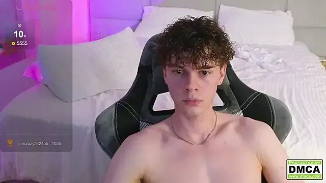 cute_thomas on StripChat
