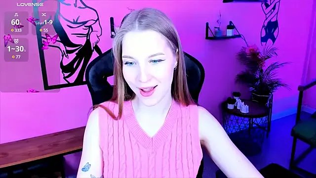 CuteMousee on StripChat