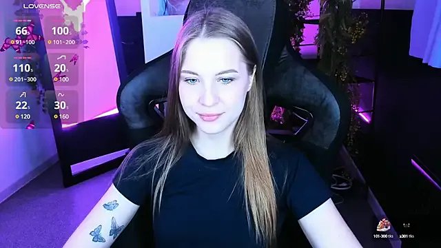 CuteMousee on StripChat