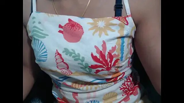 CuteRhea69 on StripChat