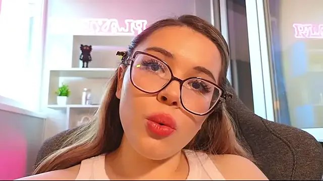 CutiePie3 on StripChat