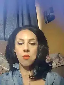 dahlia_82 on StripChat