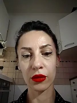 dahlia_82 on StripChat