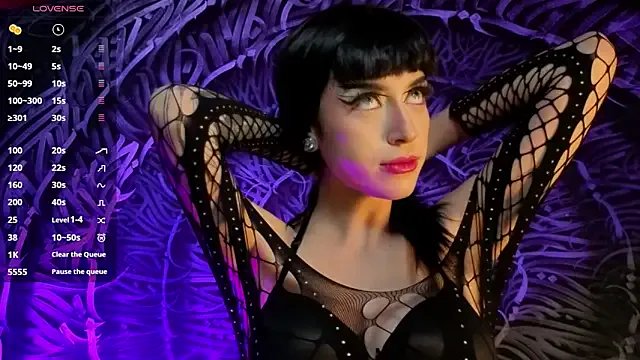 dahlia_darkwood on StripChat