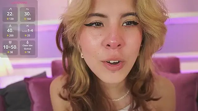 DahliaGrey on StripChat