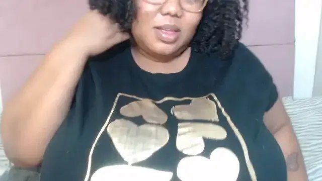 Freechat DAIRYBELLELIZxx on StripChat