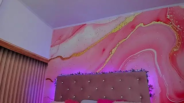 Daisy__rose on StripChat