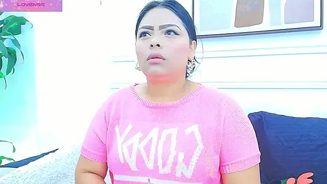 Daisy_Price on StripChat