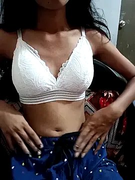 Daizy_Shah on StripChat