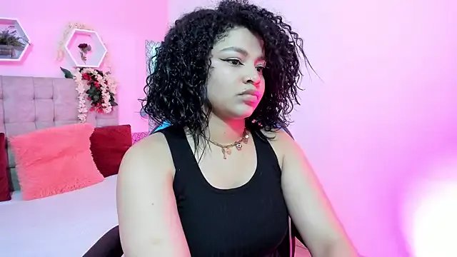 Dakota_Mars on StripChat