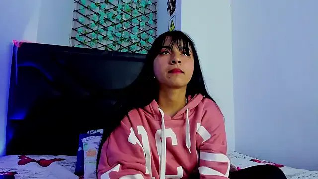 DakotaHoland on StripChat