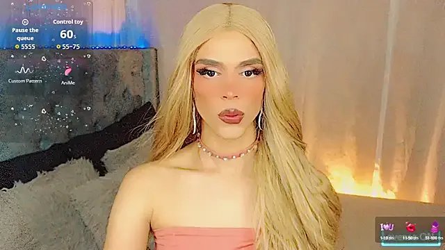 Dalila_moan on StripChat