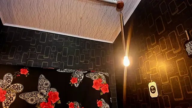 Freechat damian_and_tiana on StripChat