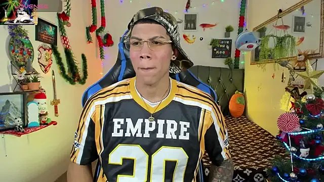 Freechat Damian_latinxxx on StripChat