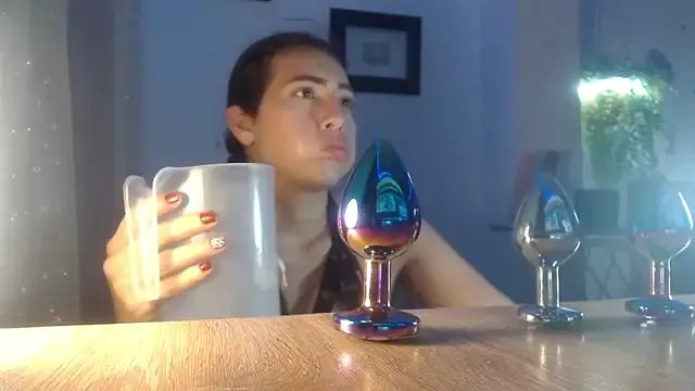 DaMikaela_ on StripChat