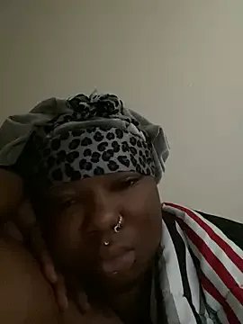 DamnBubbles on StripChat