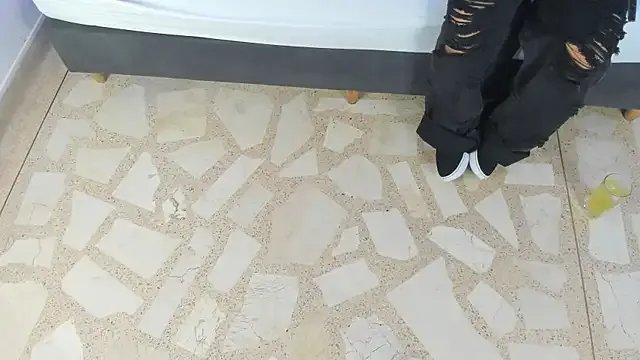 dana_hazze on StripChat