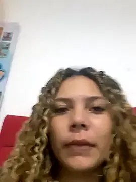 Freechat Daniela_hot23 on StripChat