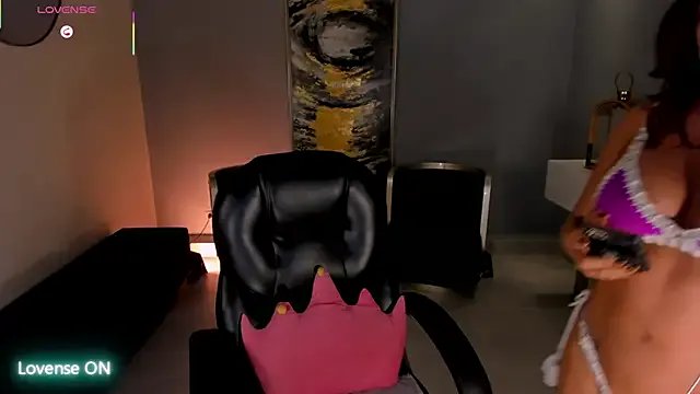 DannieSmith1 on StripChat