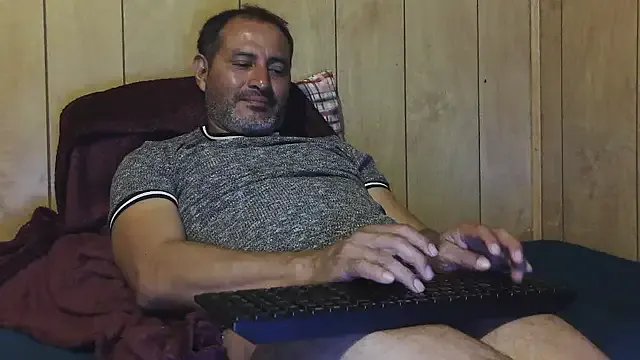 Freechat dantehot2020 on StripChat