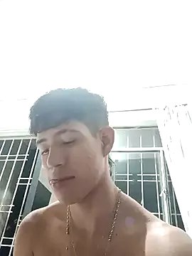 dareck_18 on StripChat