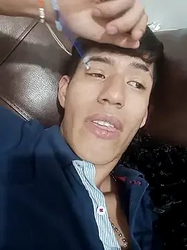 dareck_18 on StripChat