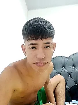 dareck_18 on StripChat