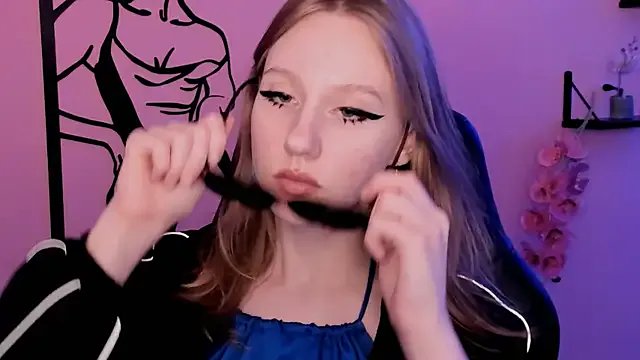 DariaTate on StripChat