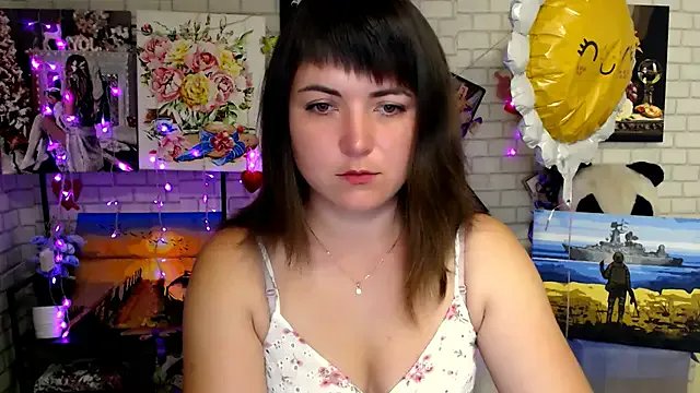 Darina_M_ on StripChat