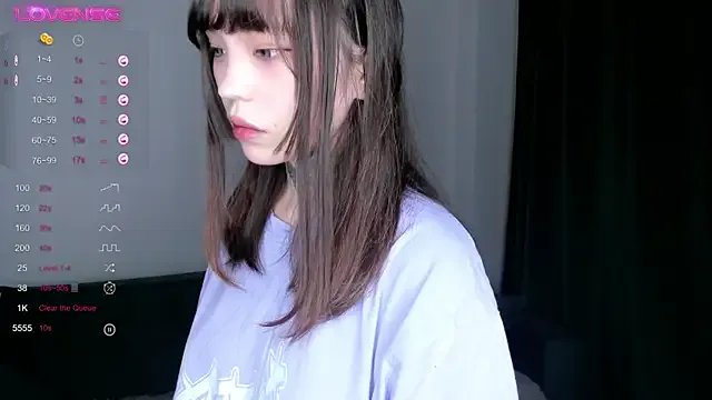 Dark_Ester on StripChat