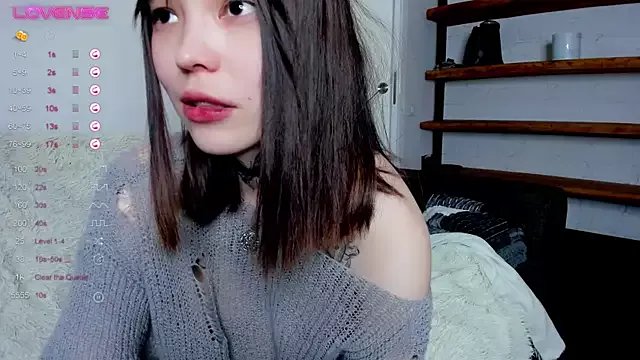 Dark_Ester on StripChat