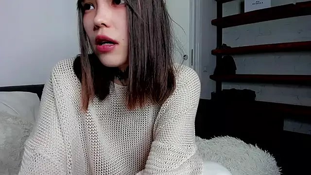 Dark_Ester on StripChat