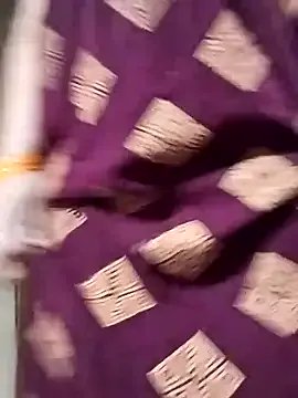 Darling8008 on StripChat