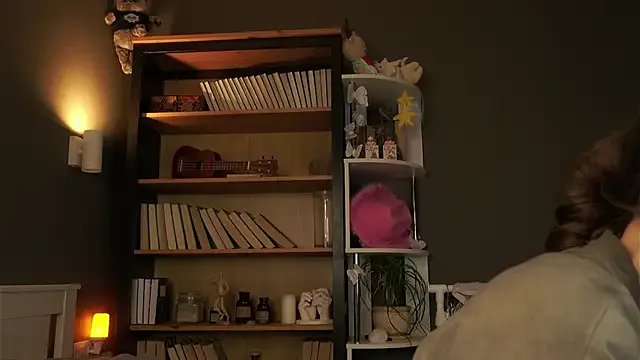 DarylBarks — WELCOME ALIZA!