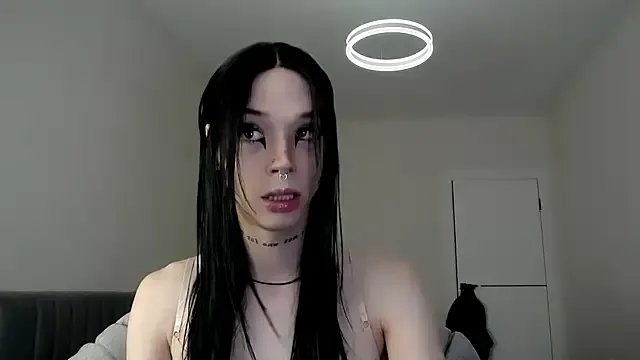 Dasha_WEYT on StripChat