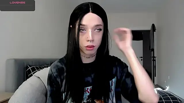 Dasha_WEYT on StripChat