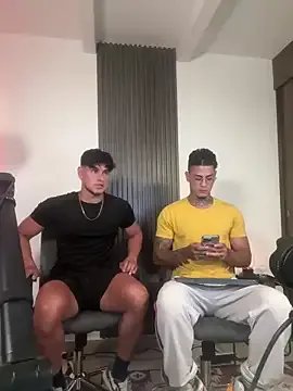 DaviesBrown on StripChat