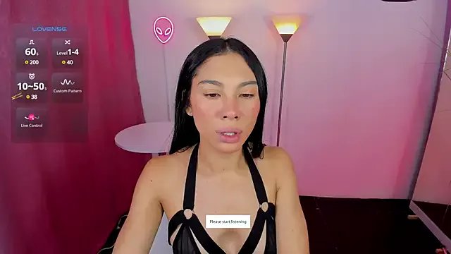 Dayanna_tecca on StripChat