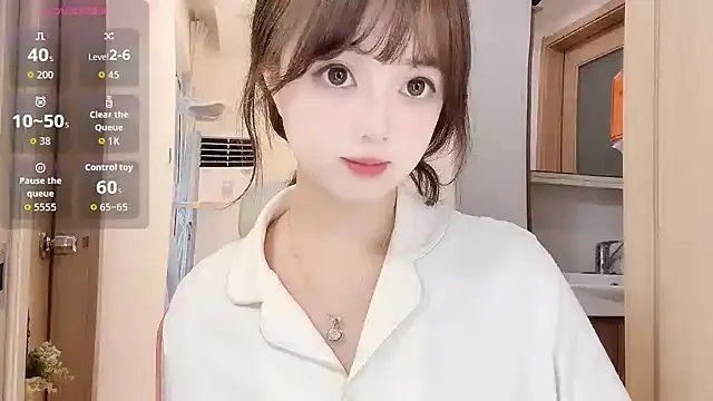 DDDDDoremi on StripChat