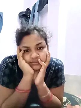 Deborbhavi222 on StripChat
