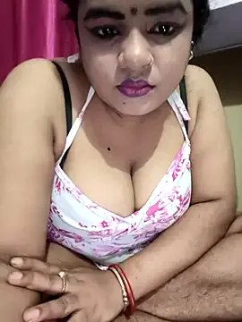 Deborbhavi222 on StripChat
