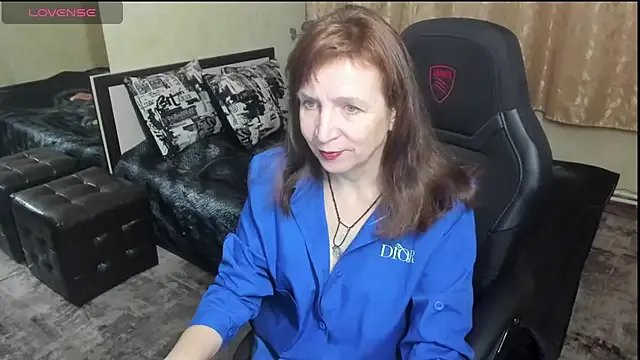 Debra_Phoenix on StripChat