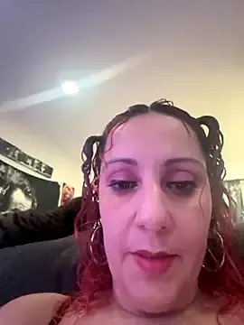 DeeLight124 on StripChat