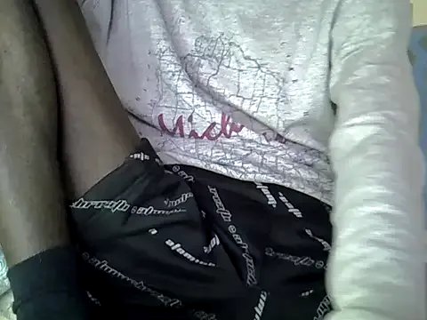 Delicious-D on StripChat